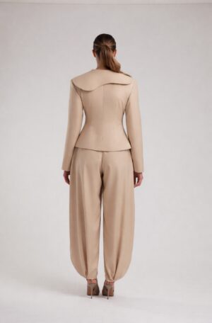 Regush ARINIST BLAZER Beige and Pants 1